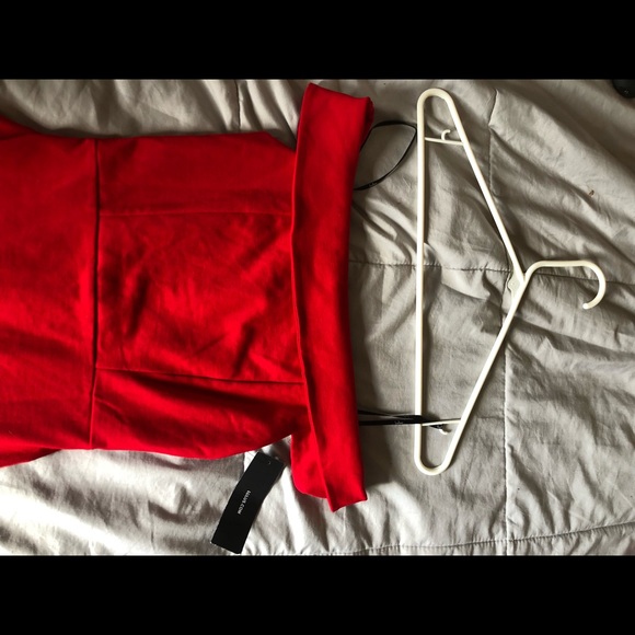 Red bodycon dress - Picture 3 of 6